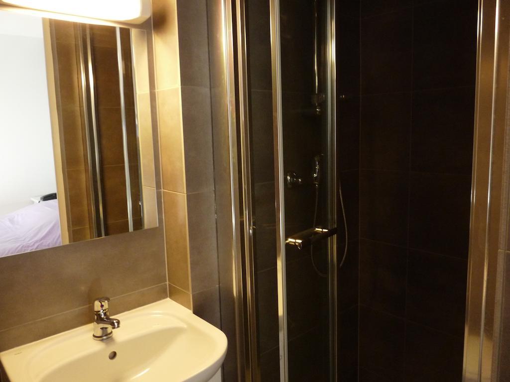 Auberge De Violaine Le Monetier-les-Bains Ruang foto