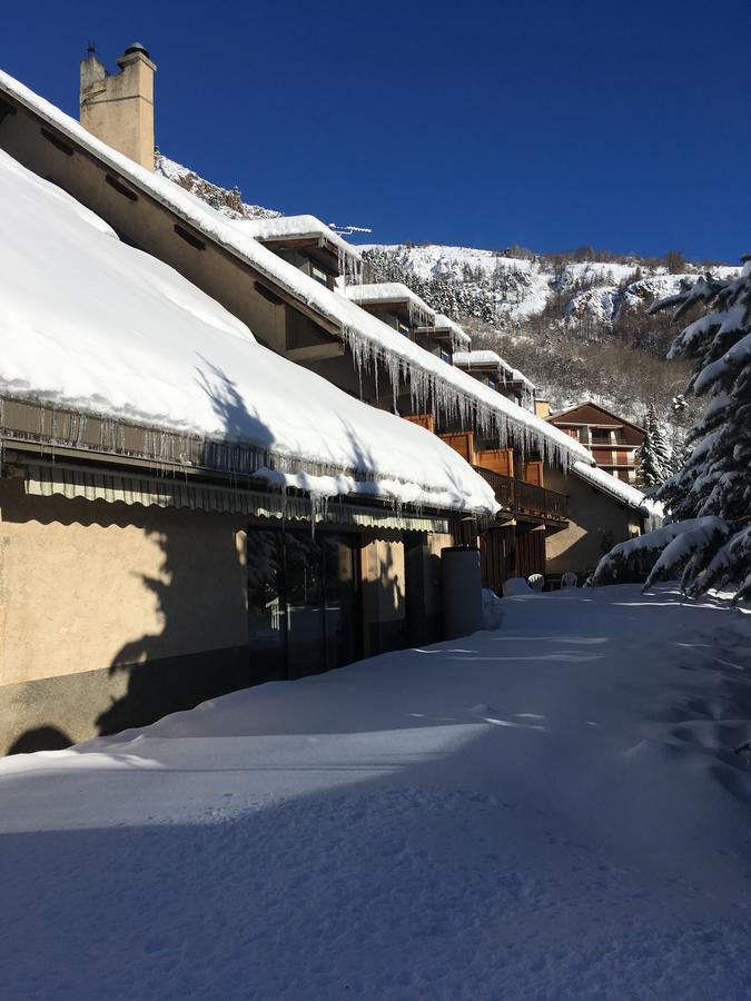 Auberge De Violaine Le Monetier-les-Bains Bagian luar foto