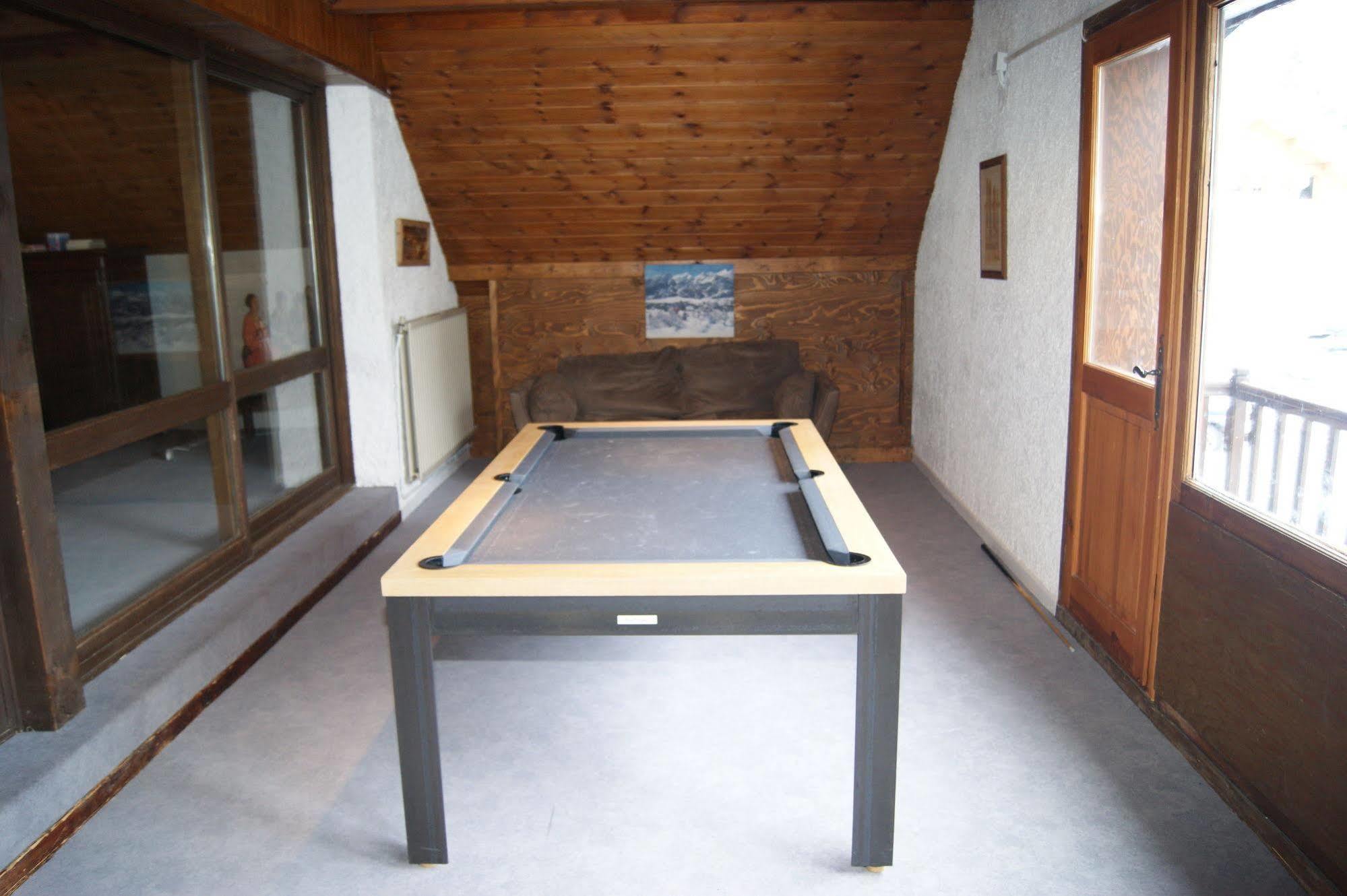 Auberge De Violaine Le Monetier-les-Bains Bagian luar foto