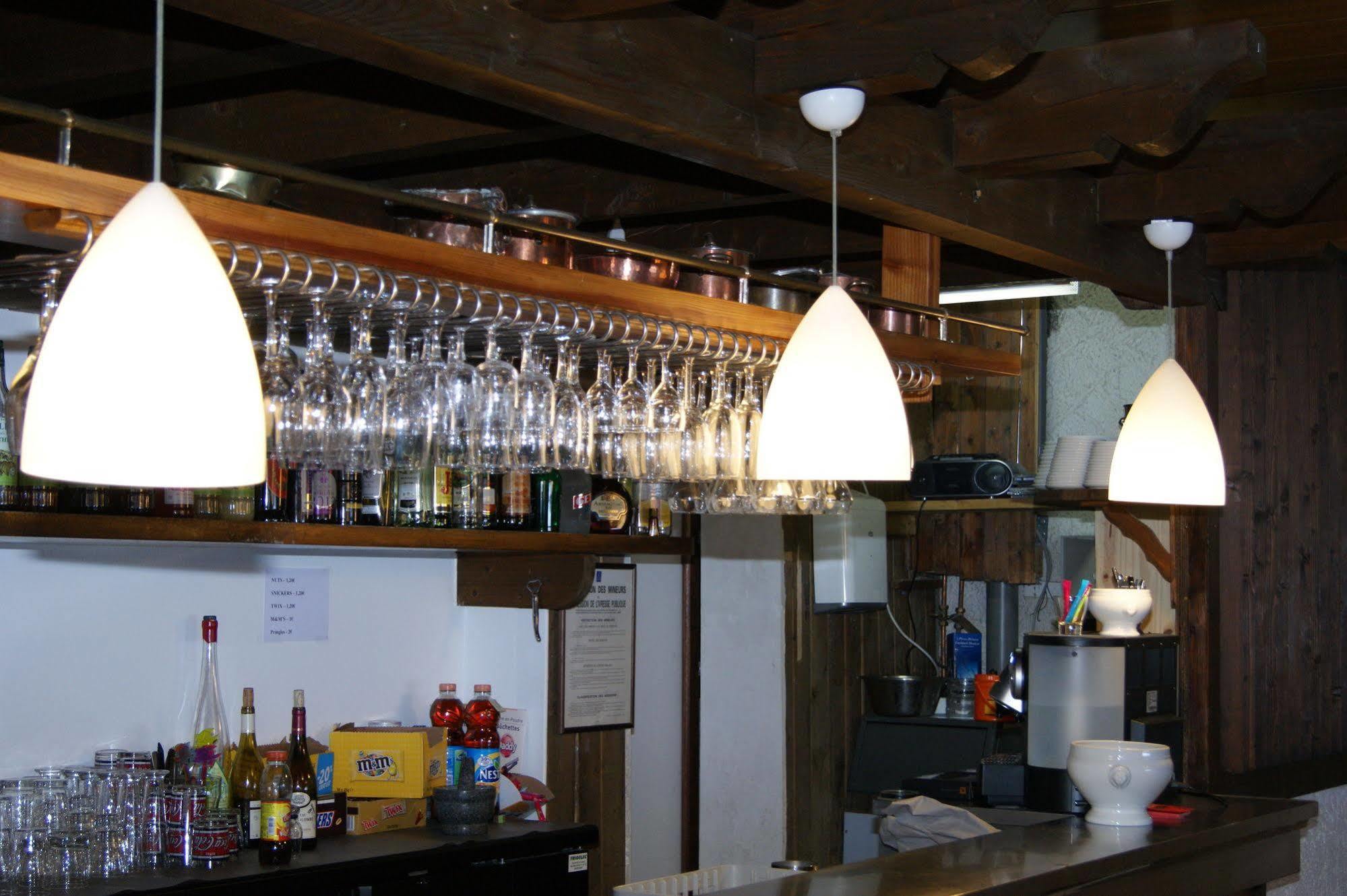 Auberge De Violaine Le Monetier-les-Bains Bagian luar foto