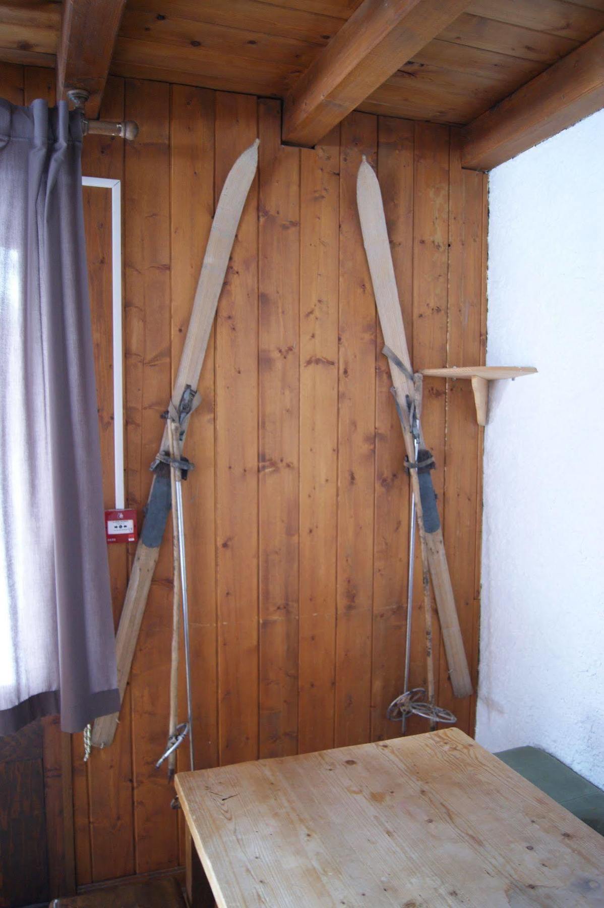 Auberge De Violaine Le Monetier-les-Bains Bagian luar foto